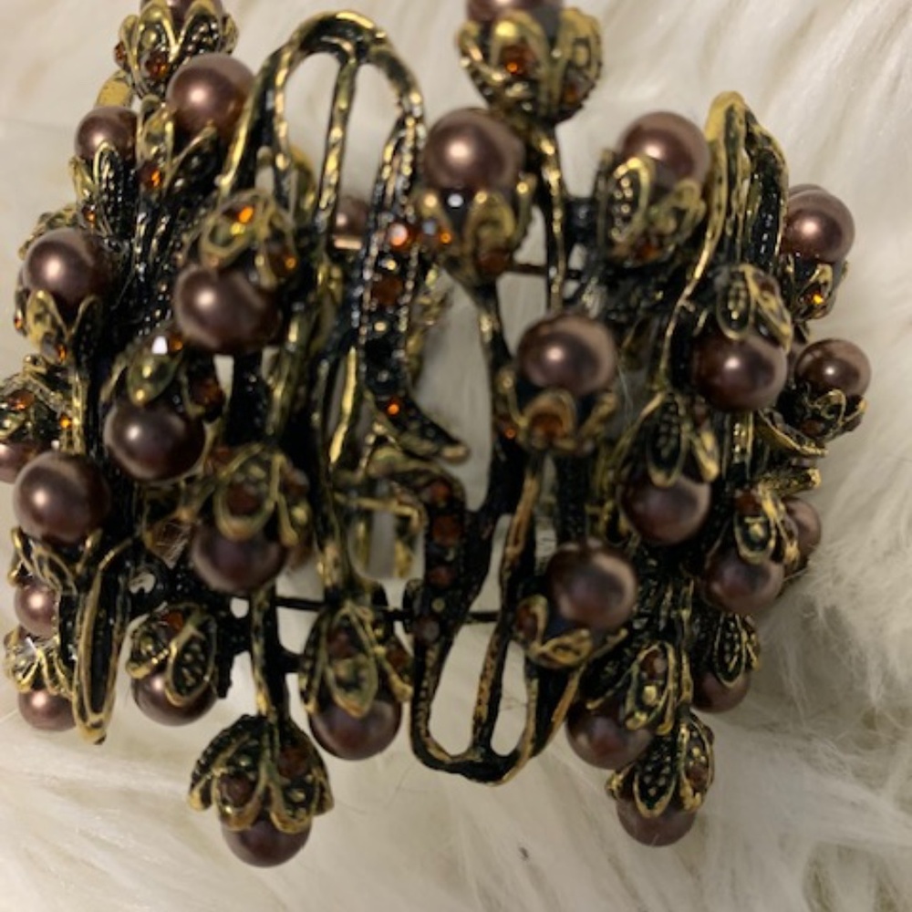 Cuff bracelet - Picture 2 of 3